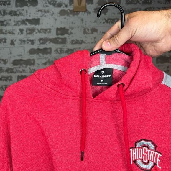 Colosseum ohio state buckeyes cropped hoodie - Picture 3 of 5